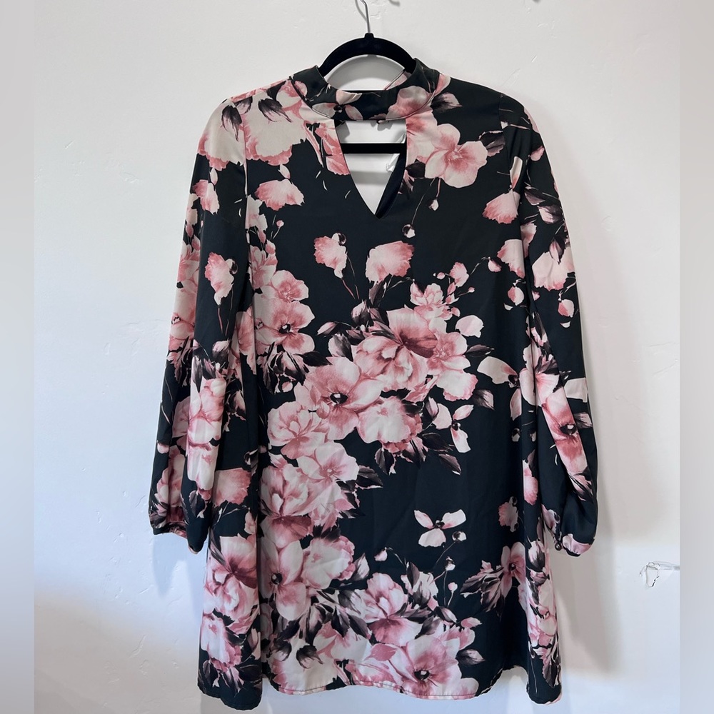 Floral Dress - Black - Great Condition